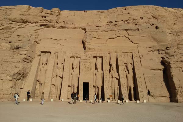 Luxor to Abu Simbel Short Break